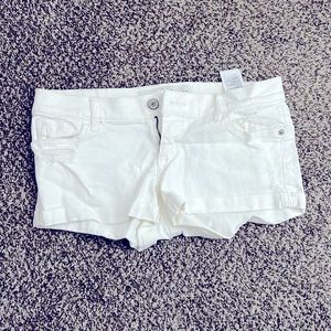 White Abercrombie & Fitch Jean shorts